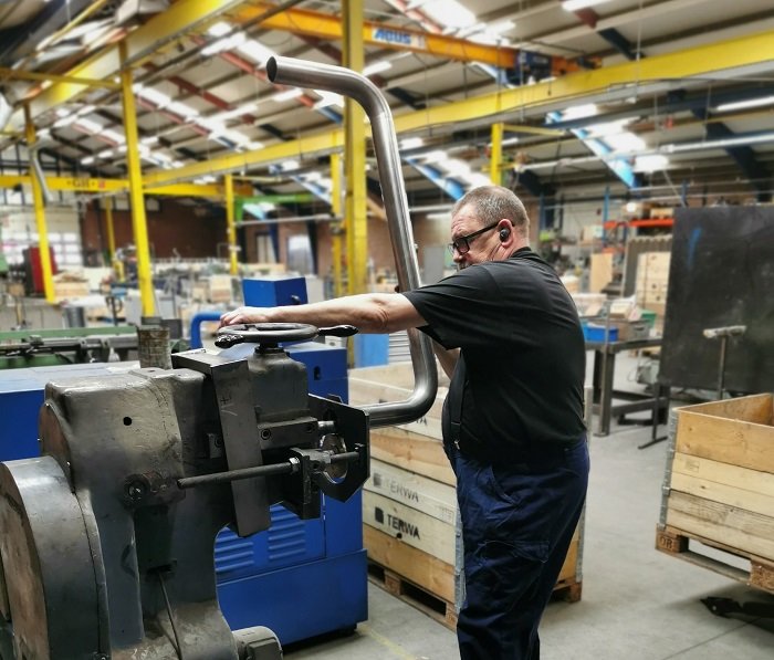 Pijpeindbewerkingen door Buigstaal Tube Bending